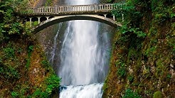 Multnomah Falls, Oregon USA 
